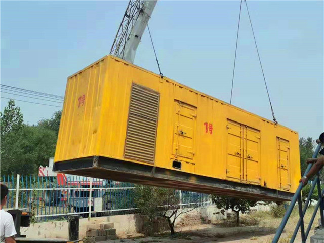 临猗300KW柴油发电机组油耗是多少?